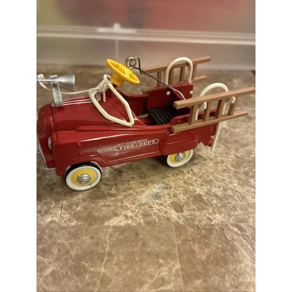 Hallmark 995 Murray Fire Truck Kiddie Car Classic Ornament &Box QX5027 1